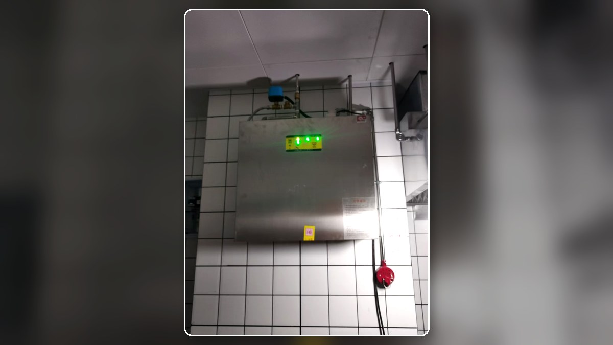 淮安华信Mall购物中心厨房消防控制设备现场